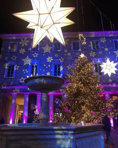 Le Marche's beautiful squares lit up at Christmas